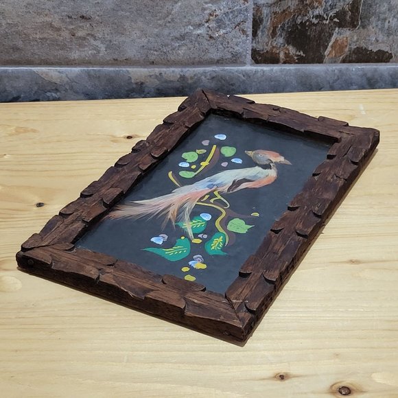 VTG Painted Exotic Bird Feather Art In Hand Carved Wooden Frame - Picture 8 of 12